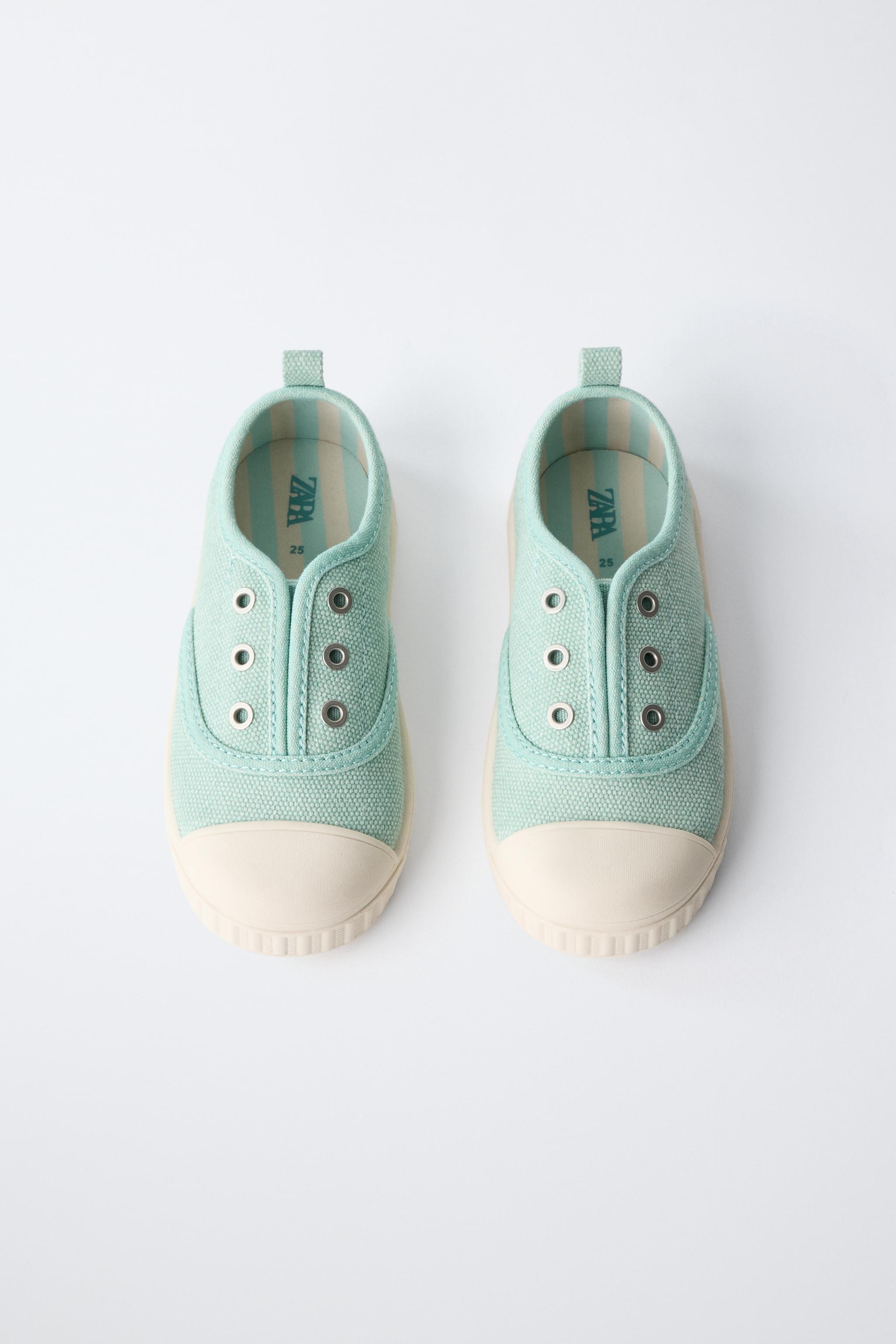 BASIC SNEAKERS